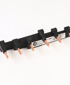 Five-pin PCB blade connector with copper flat terminals on a black plastic bar