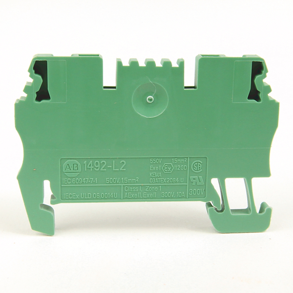 Green modular electrical terminal block viewed from the back, with label showing ratings (550V, 1.5mm²) and connectors for wires on top and bottom margins.